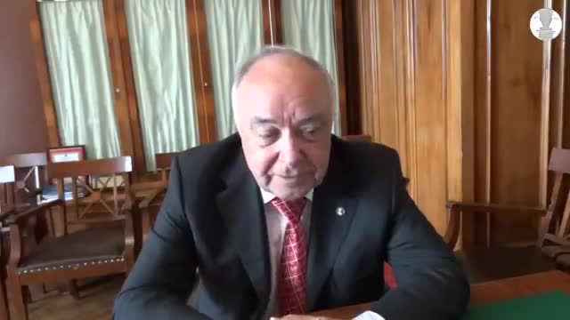 口语访谈 · 第2段 · Valeriy Lunin video 1