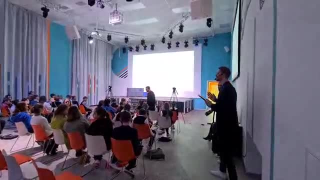生活短片 · 第37集 · Выступление Леонида Сысоева на региональ