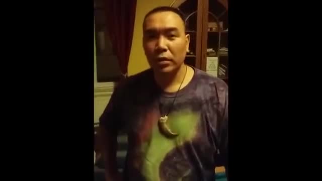 清晰口语 · 第11集 · WIKITONGUES- Evgenii speaking Chukchi