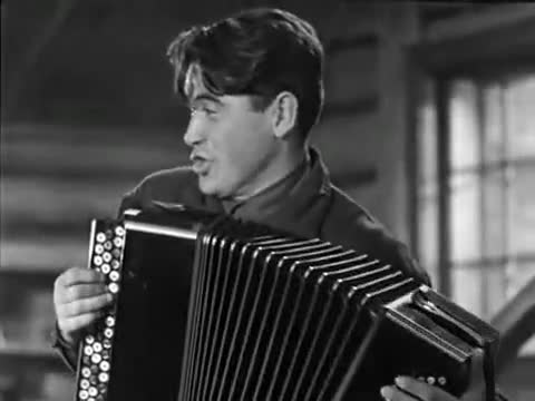 苏联儿童片 · 第2集 · 1936. Семеро смелых