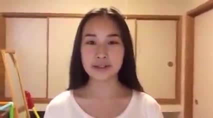 人物口音 · WIKITONGUES- Khulan speaking Mongolian